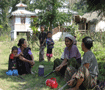 寺院の労働奉仕に出たシンポ族の人々（アルナチャール・チャングラン）　Shimpo tribe in Arnacharpradesh